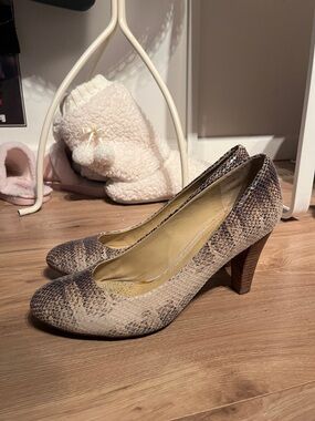 Geox Beige Snake-Print Mid Heel Pumps